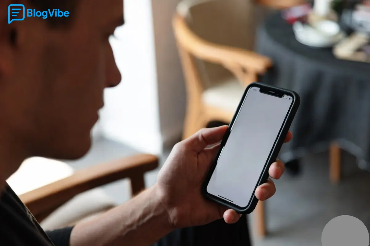 Prompt Meaning Explained: What Is a Prompt in AI, Writing & Everyday Use?